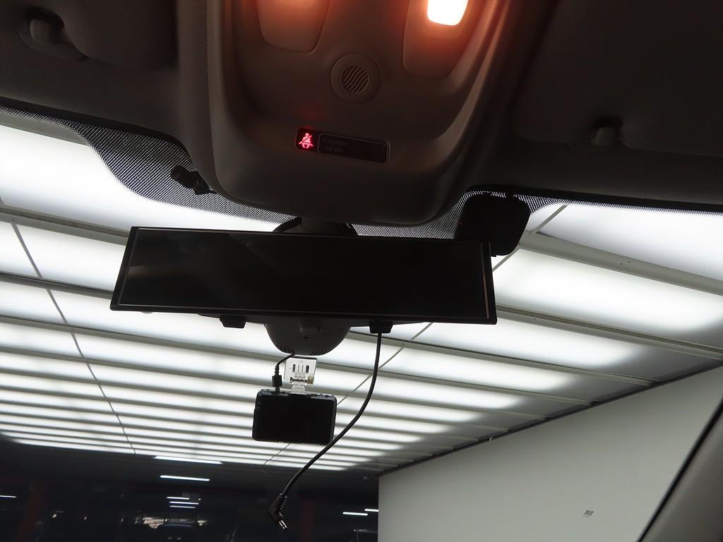 SAMSUNG QM3 - Vista 12