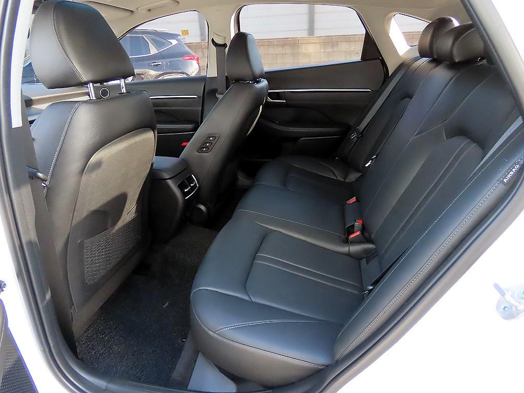 HYUNDAI Sonata - Vista 6