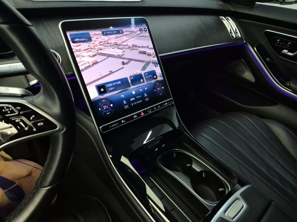 Mercedes Benz S Class - Vista 10