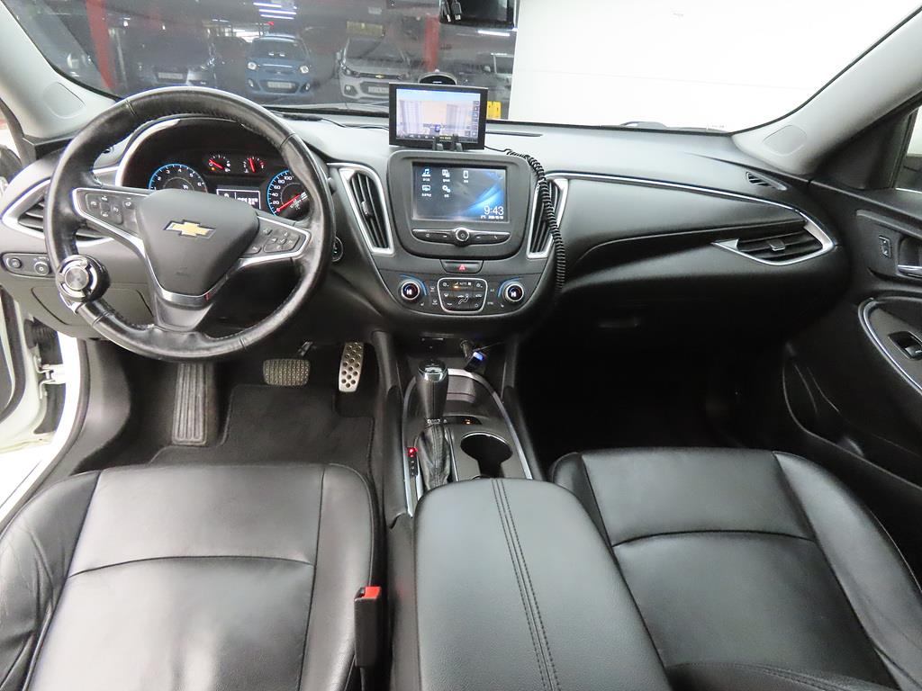 Chevrolet Malibu - Vista 7