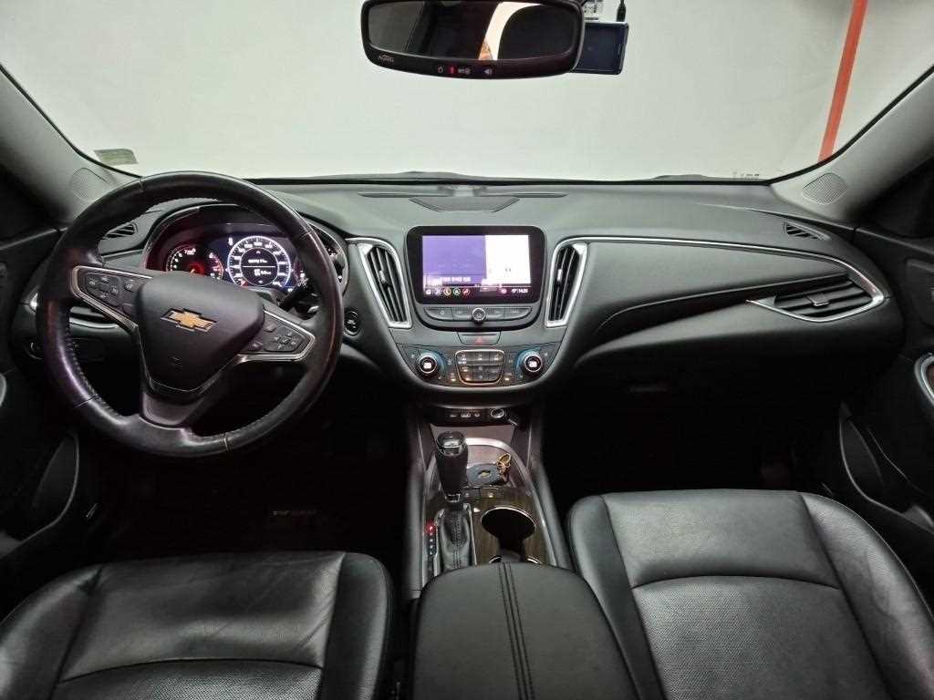 Chevrolet Malibu - Vista 7