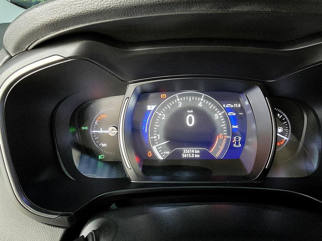 SAMSUNG QM6 - Vista 9