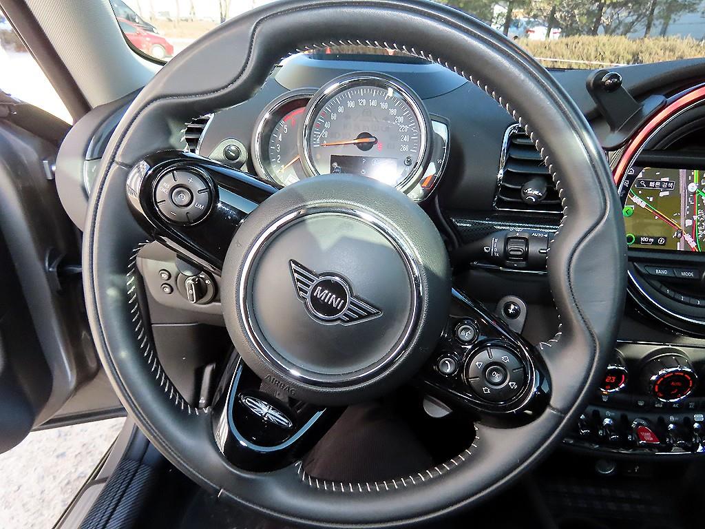 Mini Clubman - Vista 8