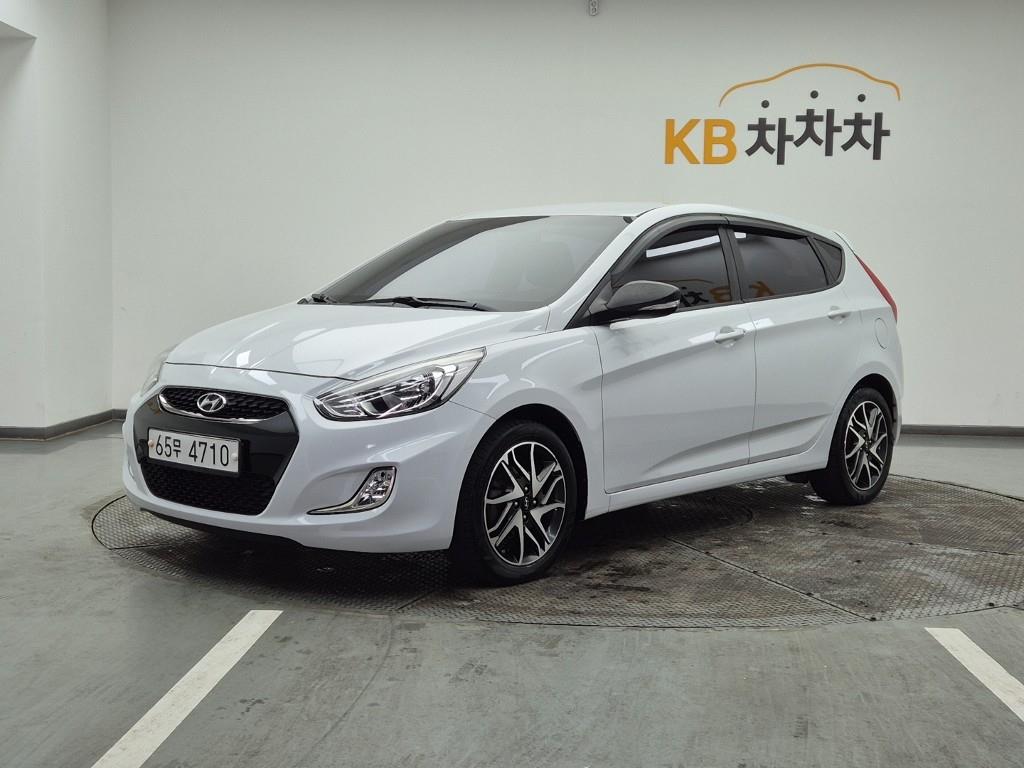HYUNDAI Accent 2019 Blanco - Importación desde Corea - HF Imports Iquique - Foto 1