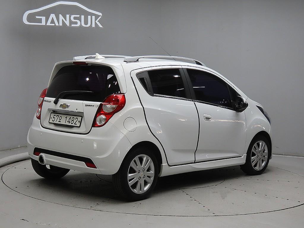 Chevrolet Spark - Vista 7