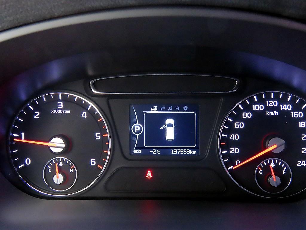 KIA Sorento - Vista 9