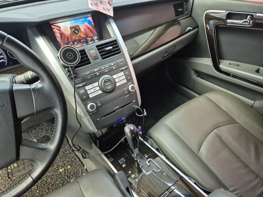 SAMSUNG SM7 - Vista 9