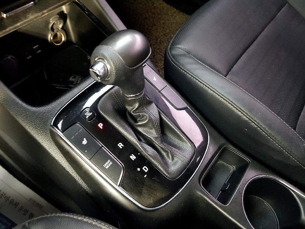 KIA K3 2018 Blanco - Importación desde Corea - HF Imports Iquique - Foto 14