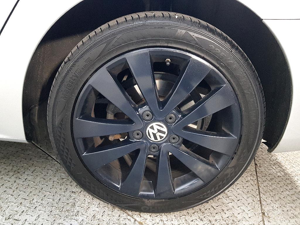 Volkswagen Jetta 2011 Plateado - Importación desde Corea - HF Imports Iquique - Foto 20