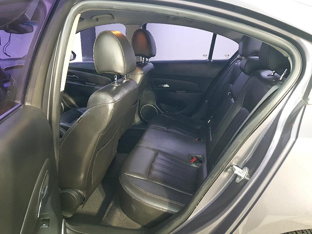 Chevrolet Cruise - Vista 9