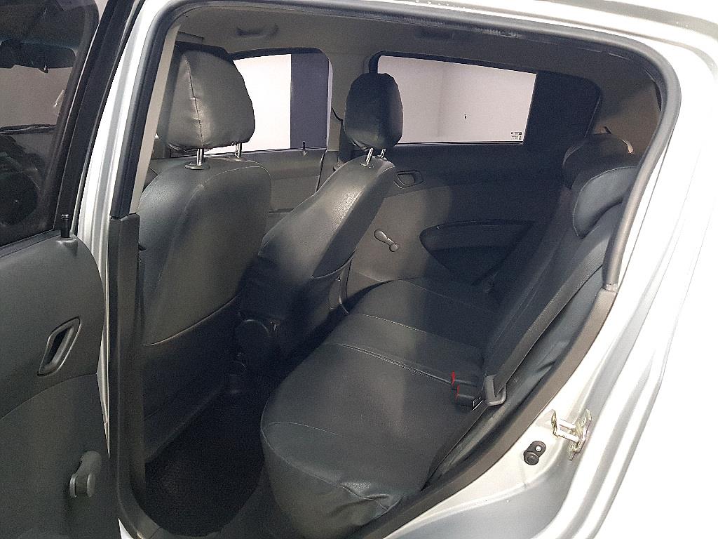 Chevrolet Spark - Vista 9