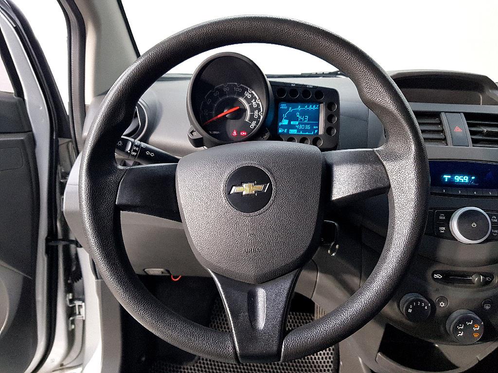 Chevrolet Spark - Vista 12