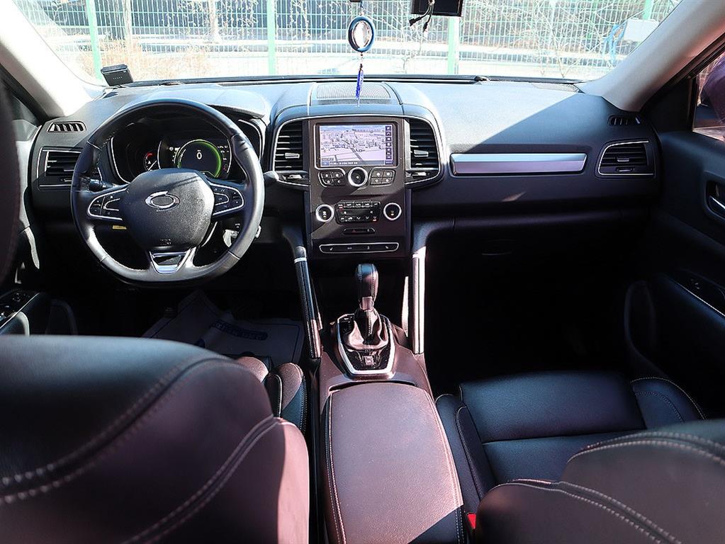 SAMSUNG QM6 - Vista 9