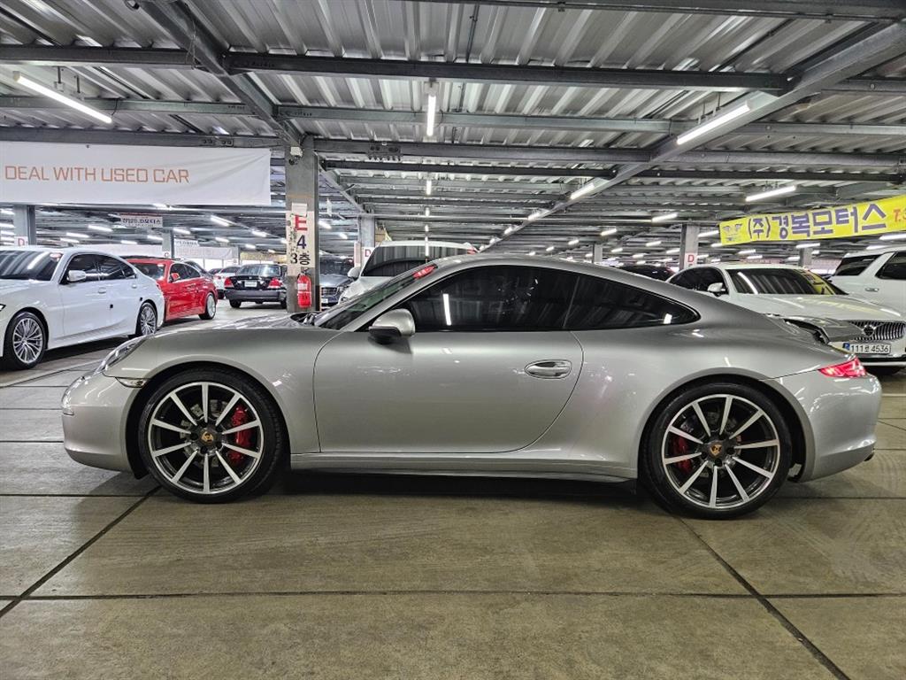 Porsche 911 - Vista 3