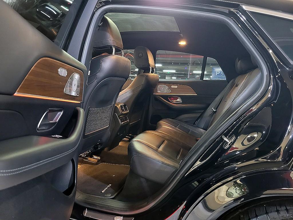 Mercedes Benz GLE Class - Vista 8