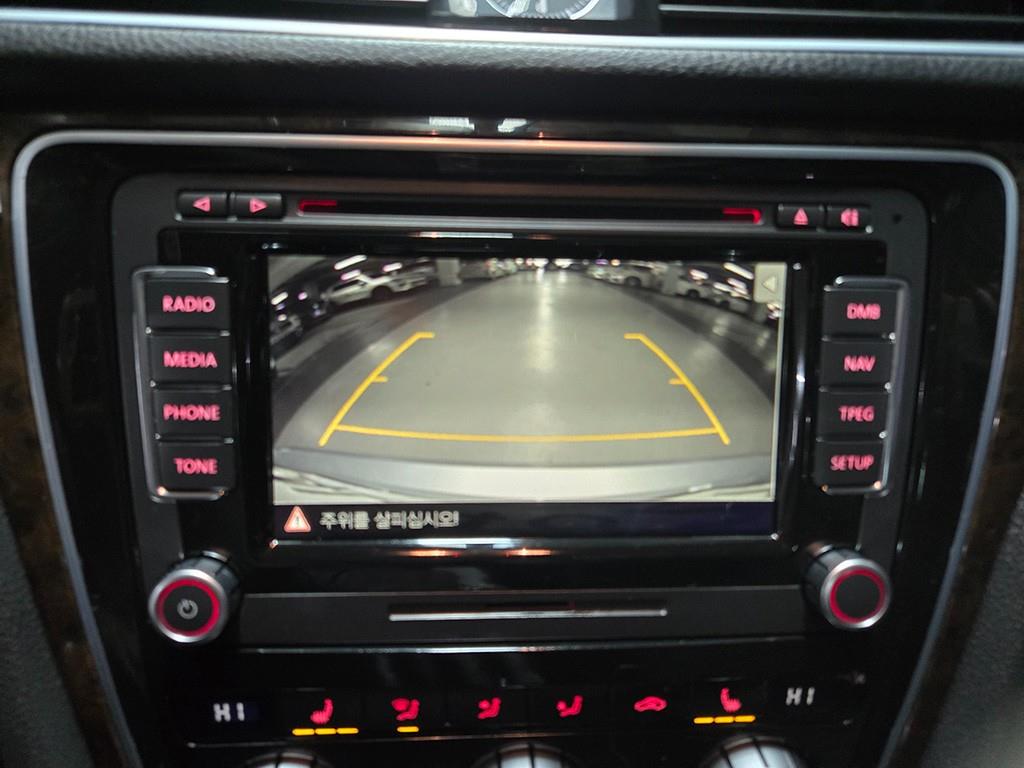 Volkswagen Passat 2015 Plateado - Importación desde Corea - HF Imports Iquique - Foto 17