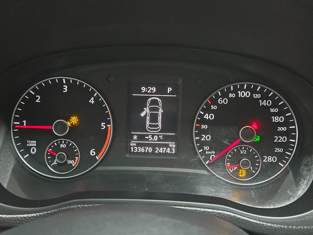 Volkswagen Passat - Vista 8