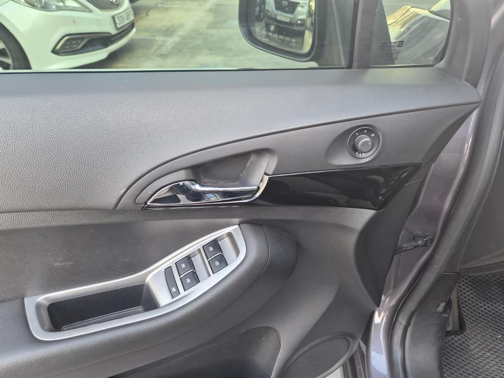 Chevrolet Orlando 2012 Gris - Importación desde Corea - HF Imports Iquique - Foto 16