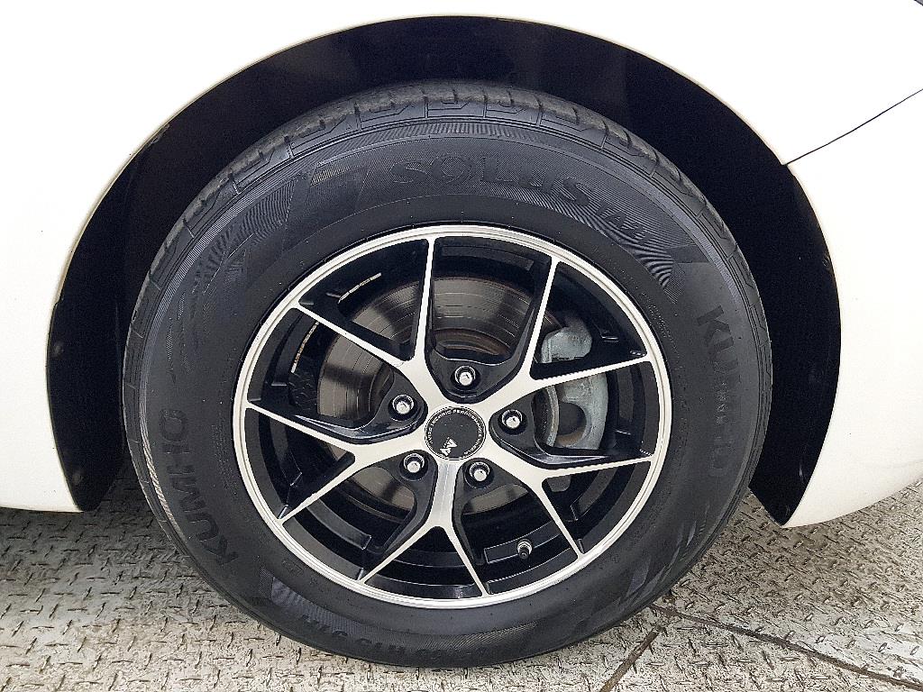 KIA K3 2018 Blanco - Importación desde Corea - HF Imports Iquique - Foto 20