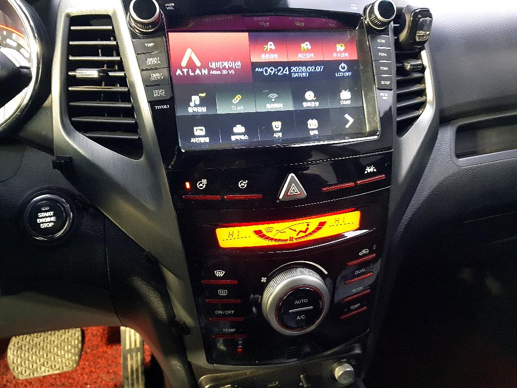 Ssangyong Tivoli - Vista 12