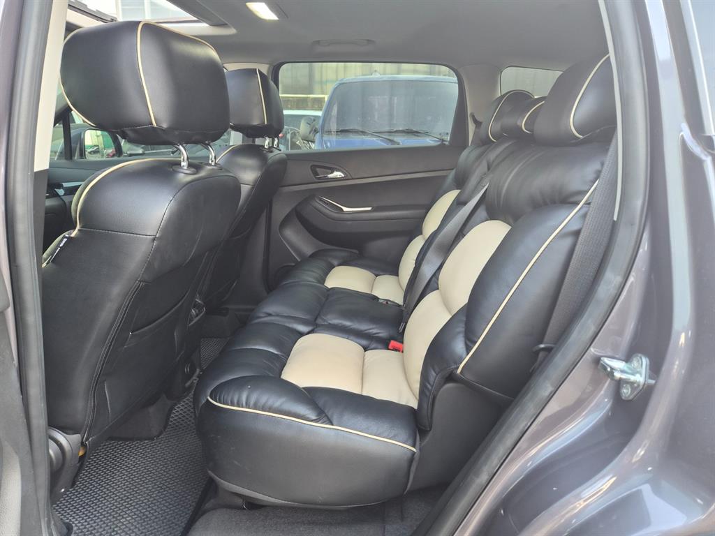 Chevrolet Orlando 2012 Gris - Importación desde Corea - HF Imports Iquique - Foto 13