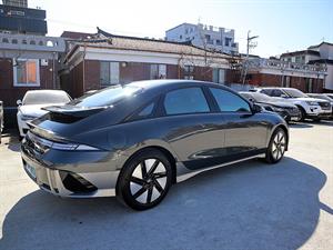 HYUNDAI Ioniq 6 - Vista 6