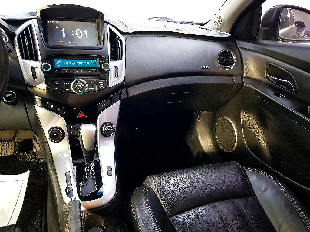 Chevrolet Cruise - Vista 10