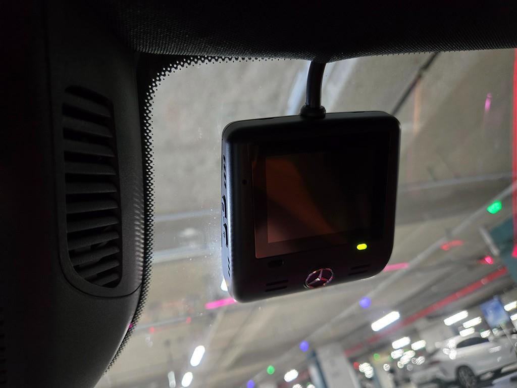 Mercedes Benz C Class 2023 Negro - Importación desde Corea - HF Imports Iquique - Foto 15