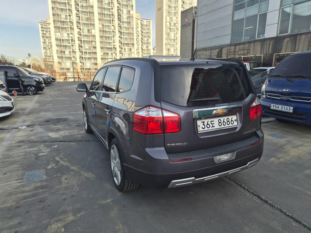 Chevrolet Orlando - Vista 3
