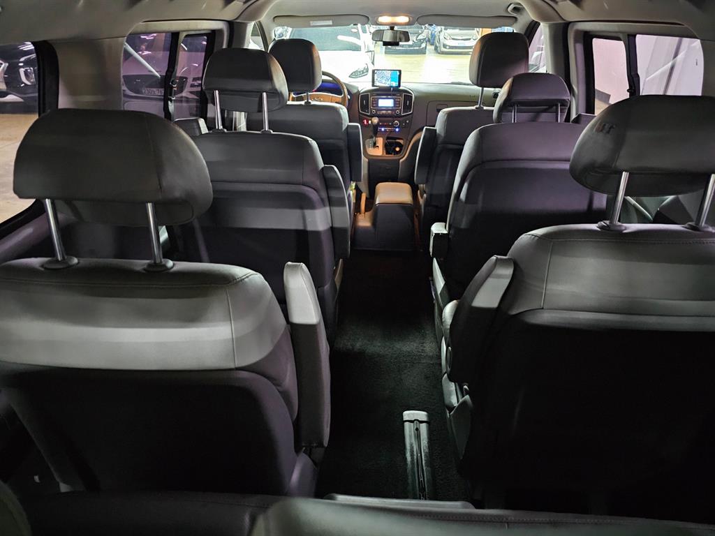 HYUNDAI Starex 2019 Gris - Importación desde Corea - HF Imports Iquique - Foto 18