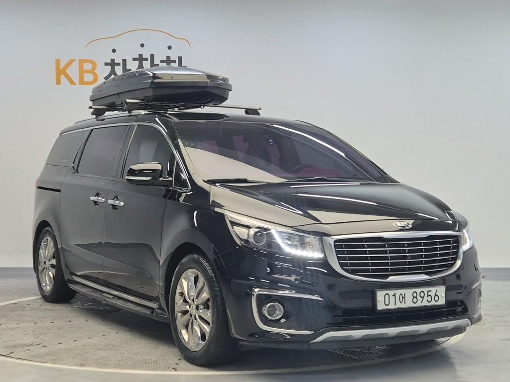 KIA Carnival - Vista 4