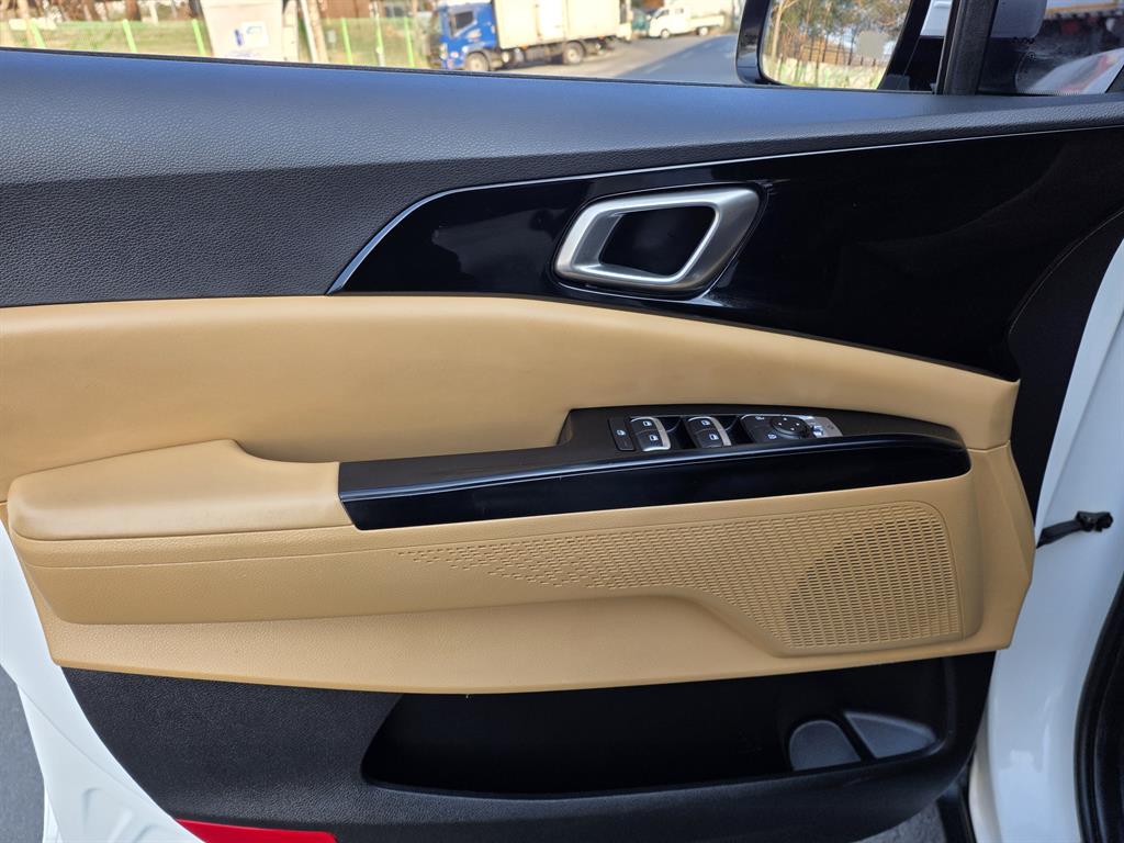 KIA Carnival - Vista 7