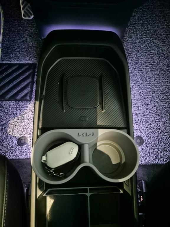 KIA EV4 2026 Verde - Importación desde Corea - HF Imports Iquique - Foto 15