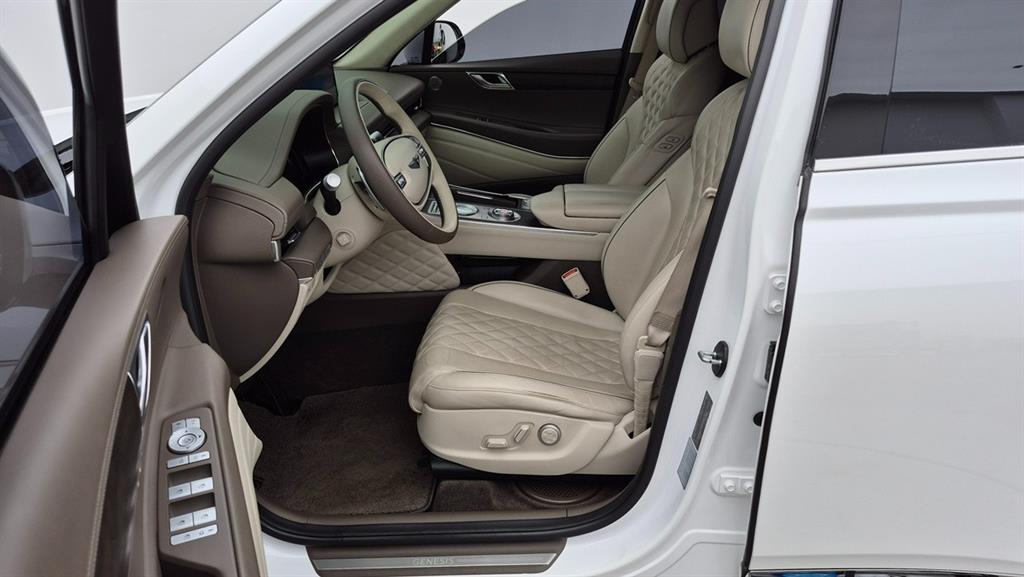 Genesis GV80 - Vista 5