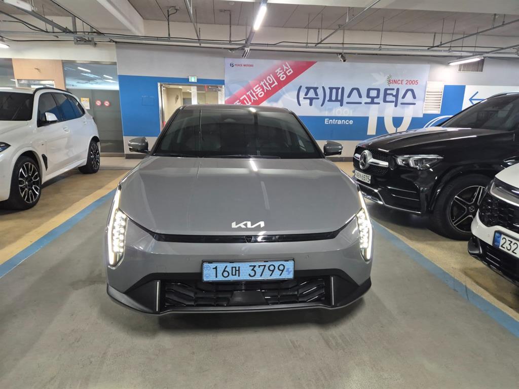KIA EV4 2026 Verde - Importación desde Corea - HF Imports Iquique - Foto 1