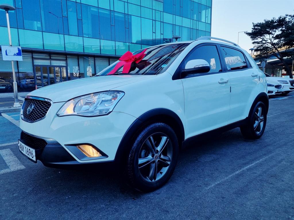 Ssangyong Korando 2012 Blanco - Importación desde Corea - HF Imports Iquique - Foto 1