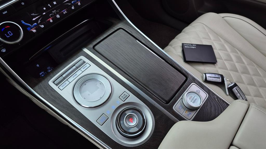 Genesis GV80 2022 Blanco - Importación desde Corea - HF Imports Iquique - Foto 14