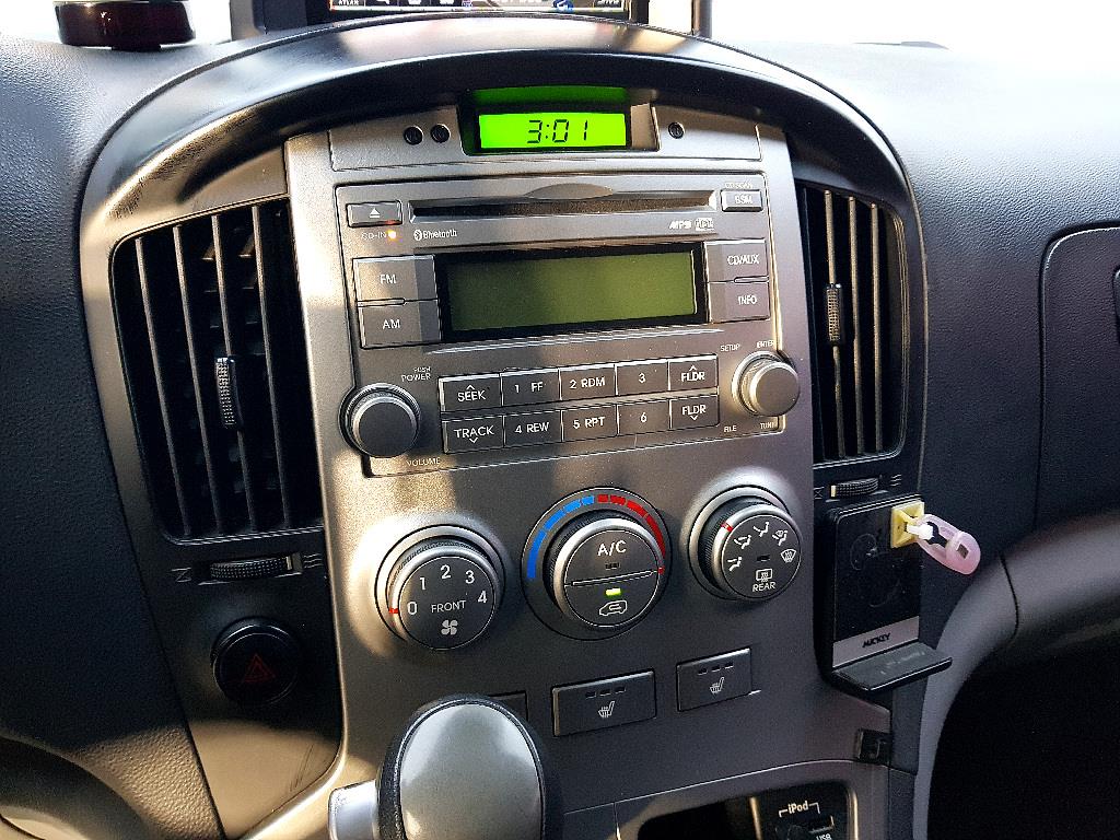 HYUNDAI Starex 2013 Blanco - Importación desde Corea - HF Imports Iquique - Foto 15