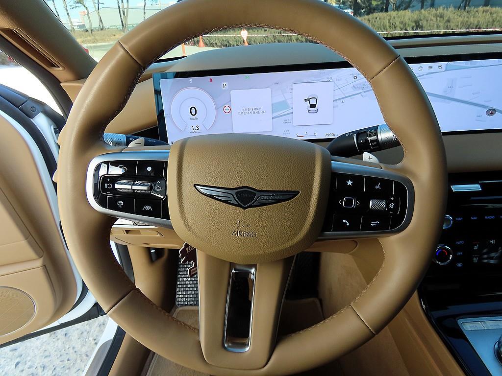 Genesis G80 - Vista 8