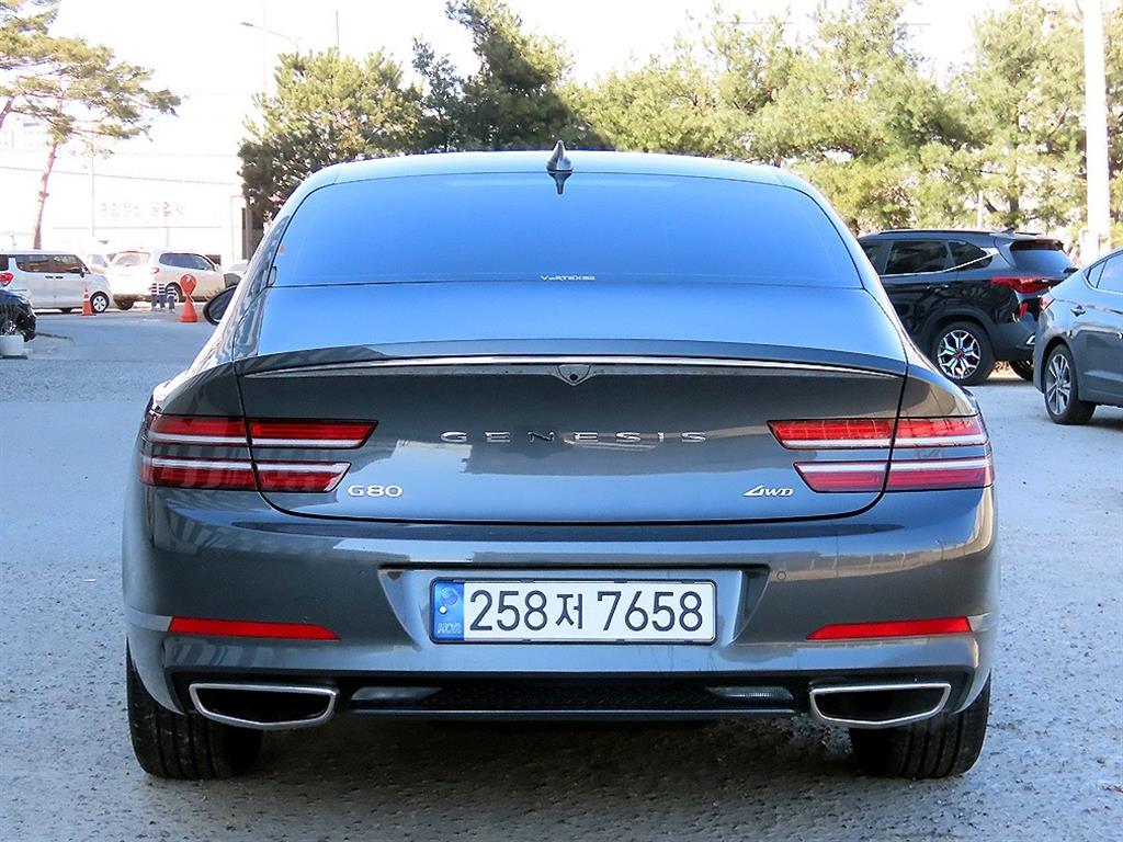 Genesis G80 - Vista 4