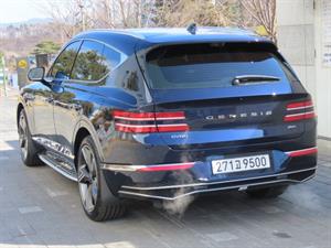 Genesis GV80 - Vista 8