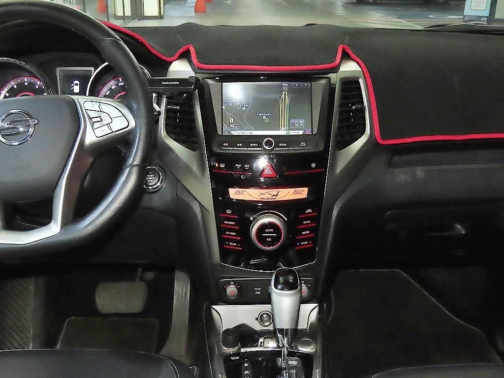 Ssangyong Tivoli - Vista 11