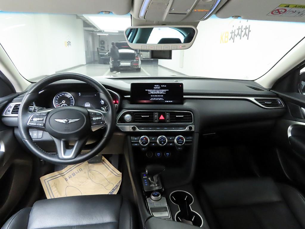 Genesis G70 - Vista 7