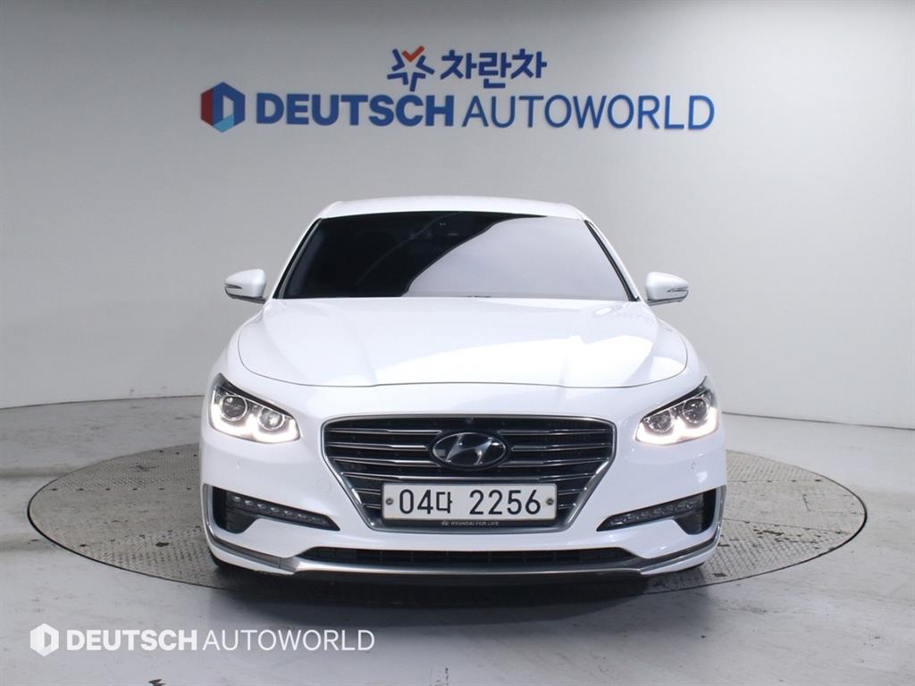 HYUNDAI Grandeur - Vista 3