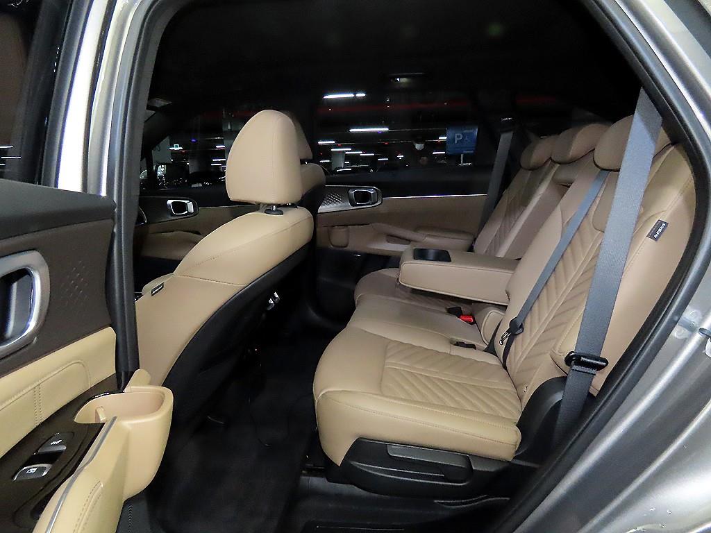 KIA Sorento - Vista 7