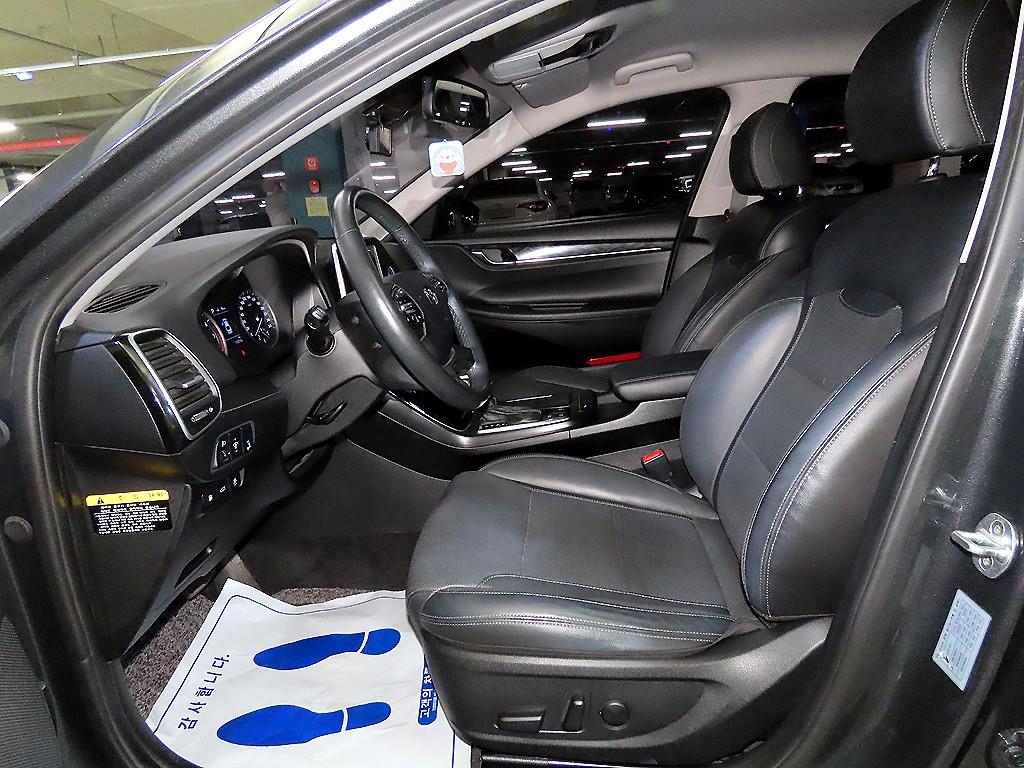 HYUNDAI Grandeur - Vista 6