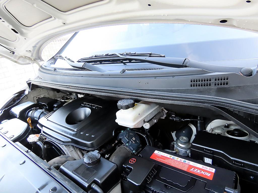 HYUNDAI Starex 2016 Blanco - Importación desde Corea - HF Imports Iquique - Foto 18