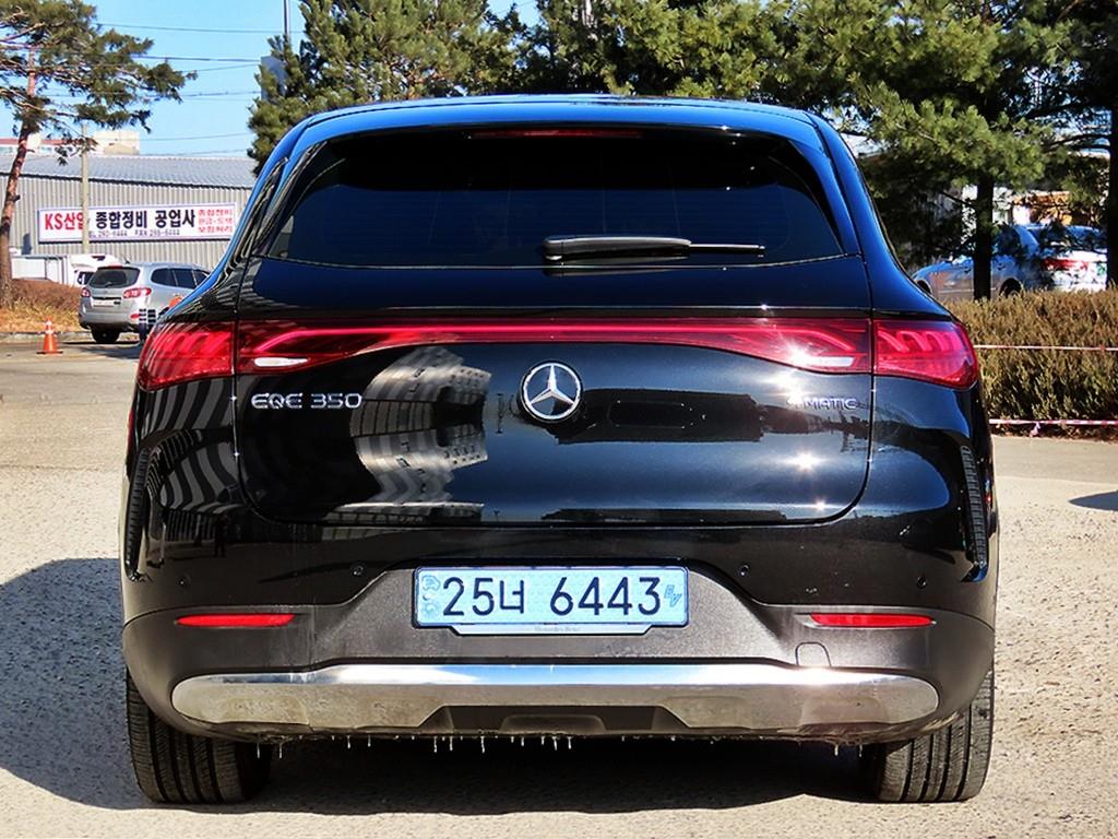 Mercedes Benz EQE - Vista 4