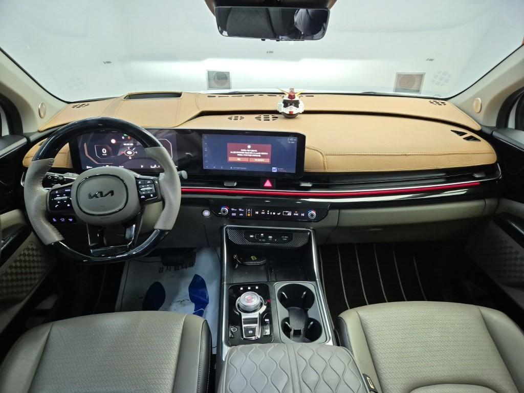 KIA Carnival - Vista 7