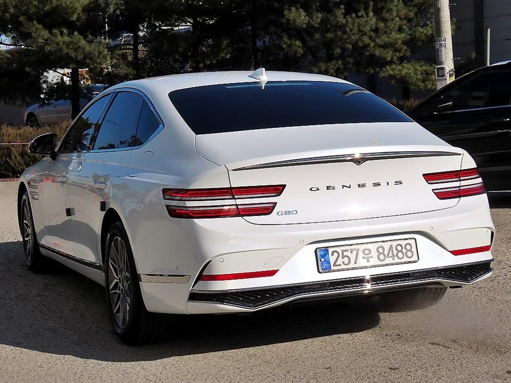 Genesis G80 - Vista 3